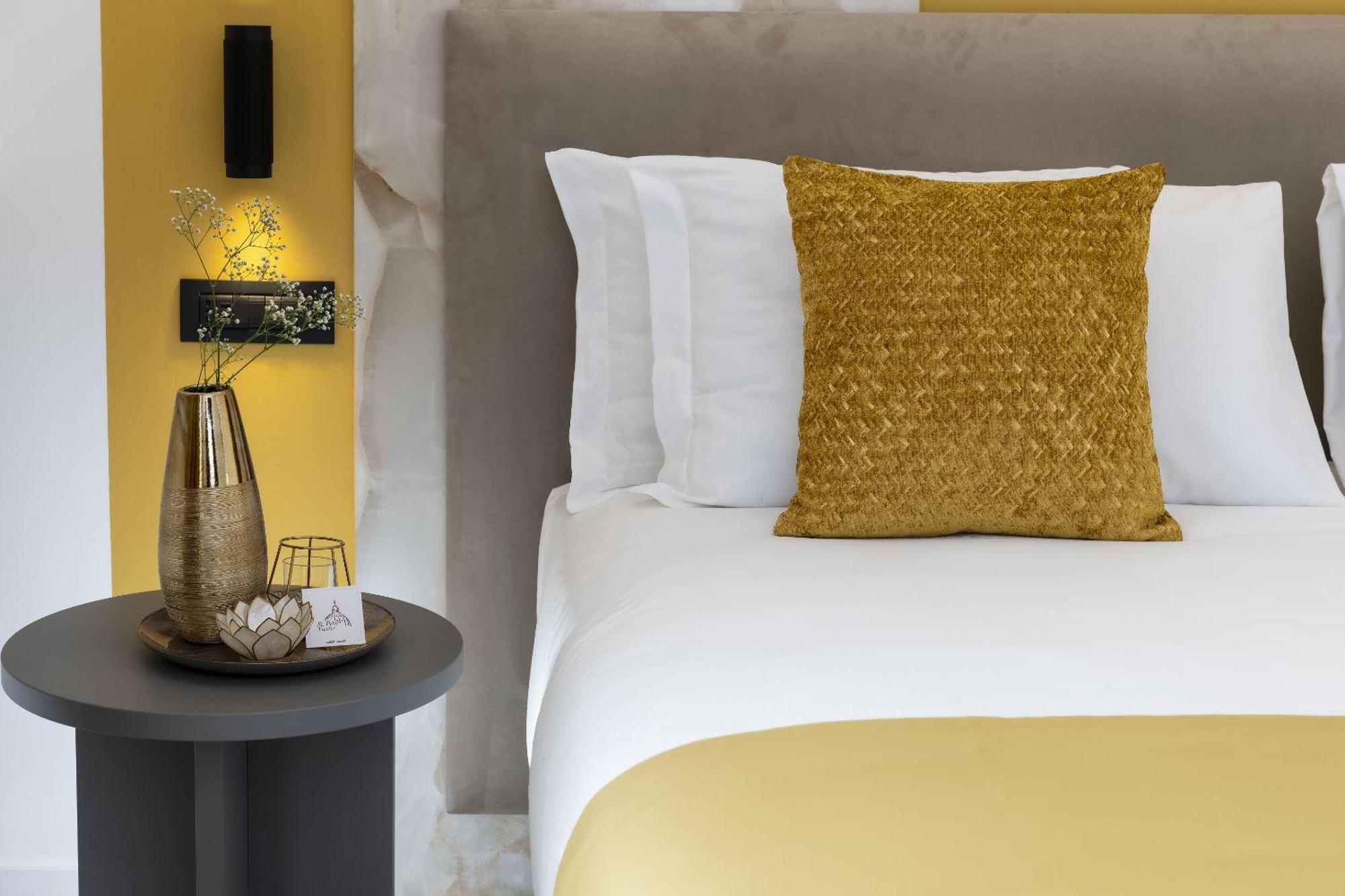 ローマ St Peter Twelve Bed & Breakfast エクステリア 写真