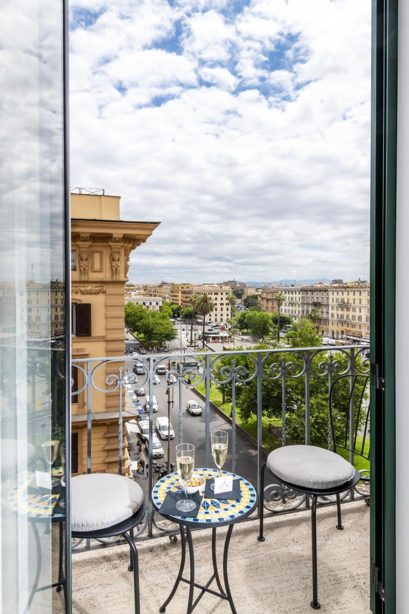 ローマ St Peter Twelve Bed & Breakfast エクステリア 写真