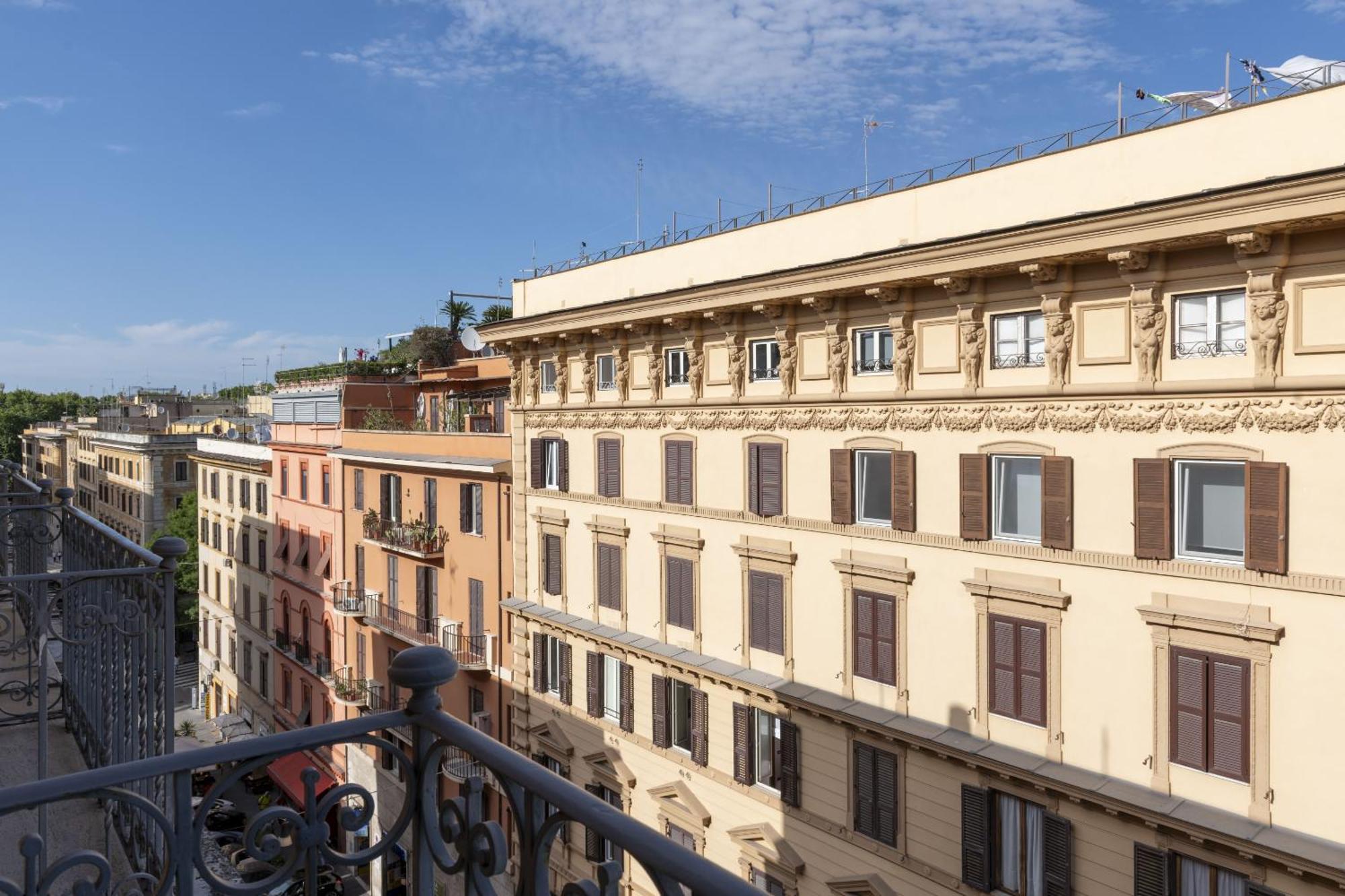 ローマ St Peter Twelve Bed & Breakfast エクステリア 写真